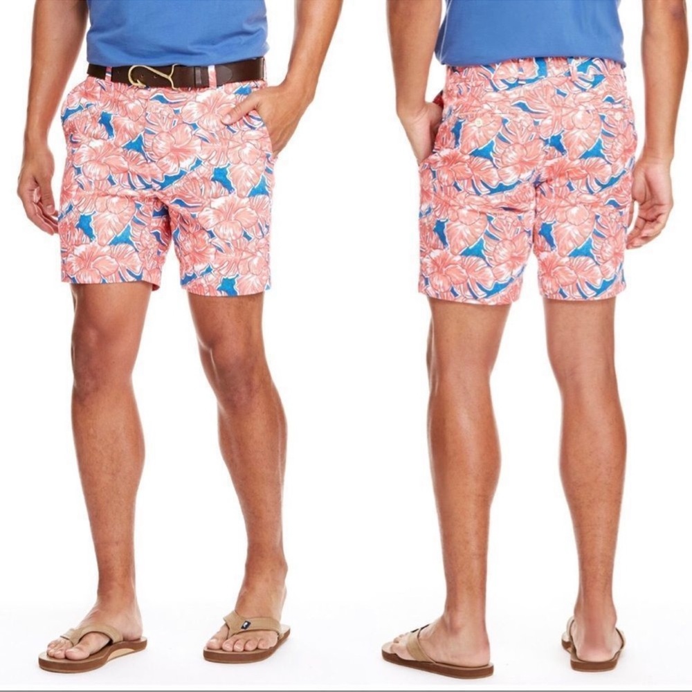Vineyard Vines Hibiscus print breaker shorts